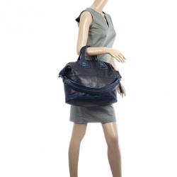 مملوكة مسبقًا Givenchy Black Nightingale Medium Bag