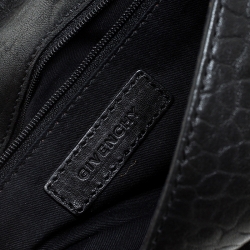 Pre Owned حقيبة كلتش جيفنشي بقلاب وسلسلة جلد سوداء