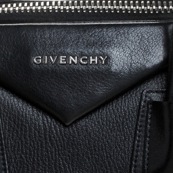 مملوكة مسبقًا Givenchy Black Leather Medium Antigona Satchel