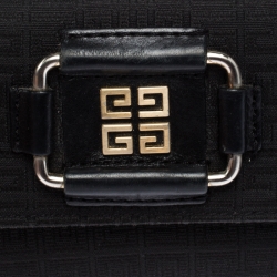 Pre Owned محفظة جيفنشي كانفاس أسود بالشعار بإبزيم