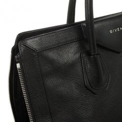 مملوكة مسبقًا Givenchy Antigona Zippered Tote
