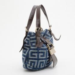 مملوكة مسبقًا Givenchy Denim Small Shoulder Bag