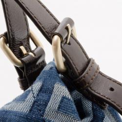 مملوكة مسبقًا Givenchy Denim Small Shoulder Bag