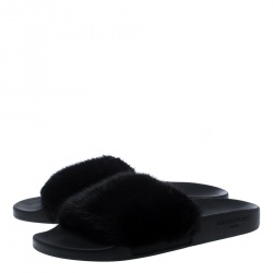 Pre Owned صندل فلات سلايد جيفنشي فرو منك أسود مقاس 40