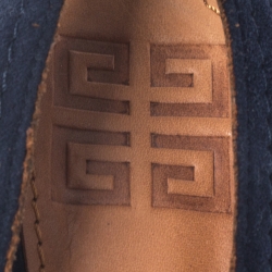 مملوكة مسبقًا Givenchy Blue Suede Criss Cross Cut Out Slingback Platform Sandals Size 39