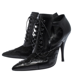 مملوكة مسبقًا Givenchy Black Leather And Lace Pointed Toe Ankle Booties Size 37