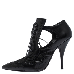 مملوكة مسبقًا Givenchy Black Leather And Lace Pointed Toe Ankle Booties Size 37