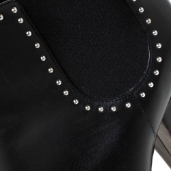 Pre Owned حذاء بوت للكاحل جيفنشي مقدمة مدببة جلد مرصع أسود مقاس 39