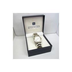 Givenchy White Stainless Steel IS.17.XVIII Analog Quartz Women's Wristwatch 33MM