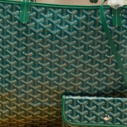 Pre Owned Goyard Green Goyardine Coated Canvas and Leather Saint Louis GM Tote