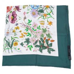 مملوكة مسبقًا وشاح غوتشي حرير مورد أبيض وأخضر مربع