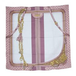 Pre Owned وشاح غوتشي طباعة شراشيب وردي GG حرير مربع