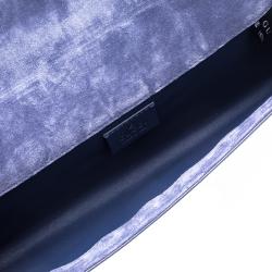 مملوكة مسبقًا Gucci Blue Microguccissima Patent Leather Broadway Clutch