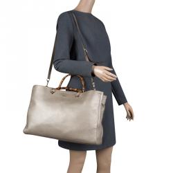 Pre Owned حقيبة يد غوتشي شوبر بيد علوية بامبو جلد بيج ميتاليك كبيرة