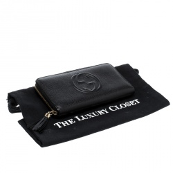 مملوكة مسبقًا Gucci Black Leather Soho Zip Around Wallet