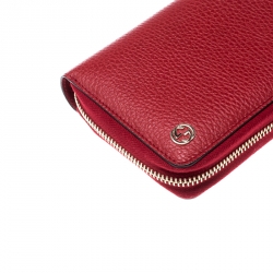 Pre Owned Gucci Red Pebbled Leather Zip Around Wallet