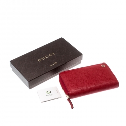 Pre Owned Gucci Red Pebbled Leather Zip Around Wallet