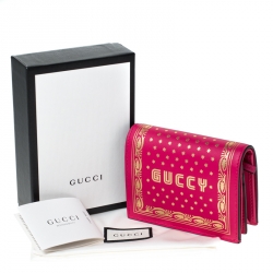 مملوكة مسبقًا Gucci Pink/Gold Guccy Logo Leather Bifold Compact Wallet