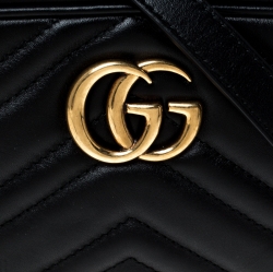 مملوكة مسبقًا Gucci Black Matelassé Leather Mini GG Marmont Crossbody Bag