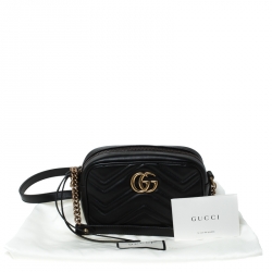 مملوكة مسبقًا Gucci Black Matelassé Leather Mini GG Marmont Crossbody Bag