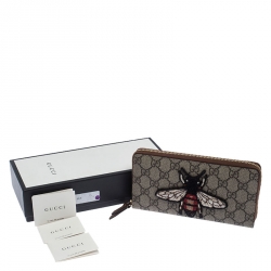 Gucci Canvas GG Sumpreme Bee Print Zipped Around Wallet