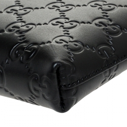 مملوكة مسبقًا Gucci Black Guccissima Leather Wristlet Zip Chain Clutch