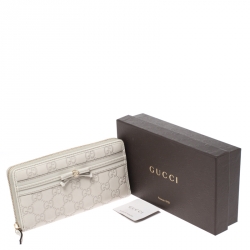Gucci Off White Guccissima Leather Mayfair Zip Around Wallet