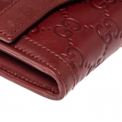 مملوكة مسبقًا Gucci Red Guccissima Leather Interlocking G Continental Wallet