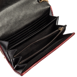 مملوكة مسبقًا Gucci Black/Beige Diagonal Quilt Leather GG Marmont Torchon Wallet on Chain