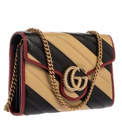 مملوكة مسبقًا Gucci Black/Beige Diagonal Quilt Leather GG Marmont Torchon Wallet on Chain