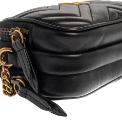 مملوكة مسبقًا Gucci Black Matelasse Leather GG Marmont Triple Zip Chain Bag
