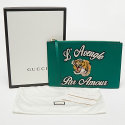مملوكة مسبقًا Gucci Green Leather L'Aveugle Par Amour Pouch