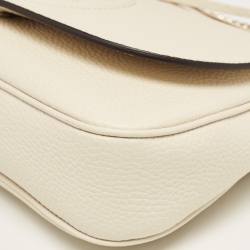 مملوكة مسبقًا Gucci Cream Leather Soho Flap Shoulder Bag