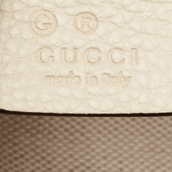 مملوكة مسبقًا Gucci Cream Leather Soho Flap Shoulder Bag