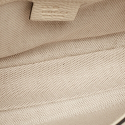 مملوكة مسبقًا Gucci Cream Leather Soho Flap Shoulder Bag