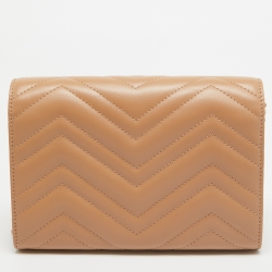 مملوكة مسبقًا Gucci Beige Matelassé Leather GG Marmont Wallet on Chain