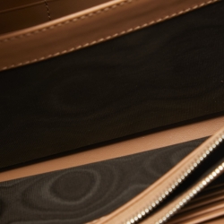 مملوكة مسبقًا Gucci Beige Matelassé Leather GG Marmont Wallet on Chain