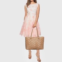 Pre Owned Gucci Beige Matelasse Leather Large GG Marmont Tote