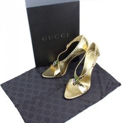 مملوكة مسبقًا Gucci Metallic Gold Python Jeweled Bamboo Heel Sandals