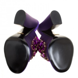 مملوكة مسبقًا حذاء مولز غوتشي سلايد مقدمة مفتوحة مزخرف كريستال تسا ساتان بنفسجي مقاس 37