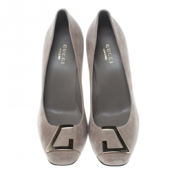 Pre Owned حذاء كعب عالي غوتشي إبزيم G سويدي رمادي فاتح مقاس 36