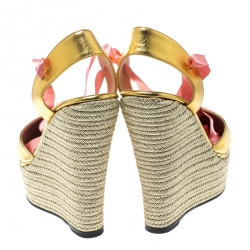 Pre Owned Gucci Metallic Gold/Pink Leather and Satin Alexis Wrap Platform Wedge Sandals Size 39