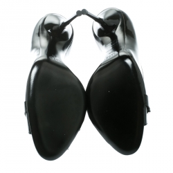 مملوكة مسبقًا Gucci Black Patent Leather Horsebit Peep Toe Pumps Size 39