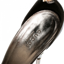 مملوكة مسبقًا صندل غوتشي سيور كاحل مقدمة مفتوحة كعب بامبو مزخرف كريستال جلد رمادي ميتالك مقاس 40