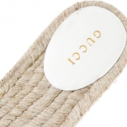 مملوكة مسبقًا Gucci White Chevron Quilt Leather Double G Flat Espadrilles Slides Size 38.5