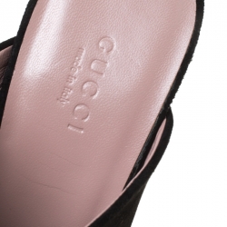 Pre Owned صندل غوتشي أيكون بيت ماكسيم كريستال سويدي أسود مقدمة مفتوحة مقاس 37.5