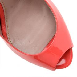 مملوكة مسبقًا Gucci Pink Patent Lisbeth Platform Slingback Sandals Size 40