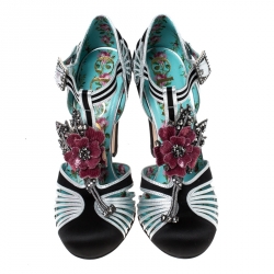 Pre Owned Gucci Black Satin And Sliver Leather Flower Embellished T Strap Sandals Size 37