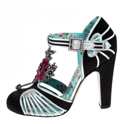Pre Owned Gucci Black Satin And Sliver Leather Flower Embellished T Strap Sandals Size 37