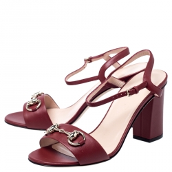 مملوكة مسبقًا Gucci Red Leather Horsebit Open Toe Block Heel Ankle Strap Sandals Size 37